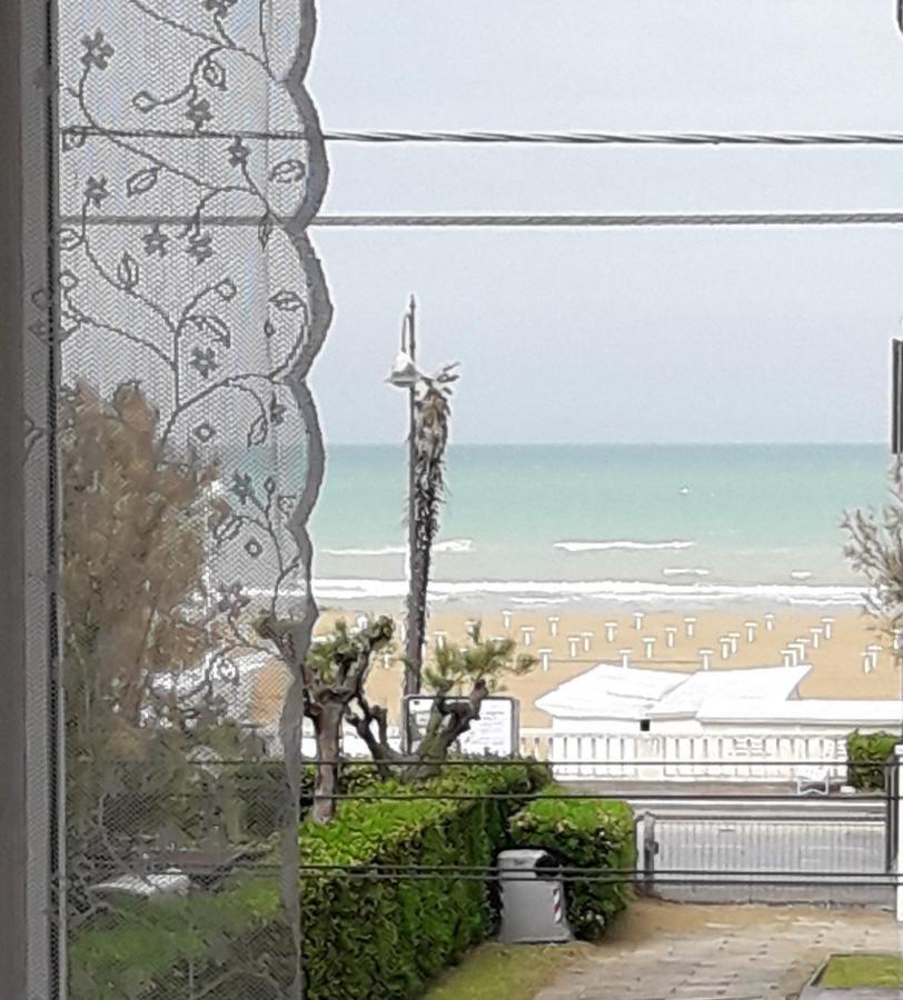 Stella Di Mare Apartment ริมินี ภายนอก รูปภาพ
